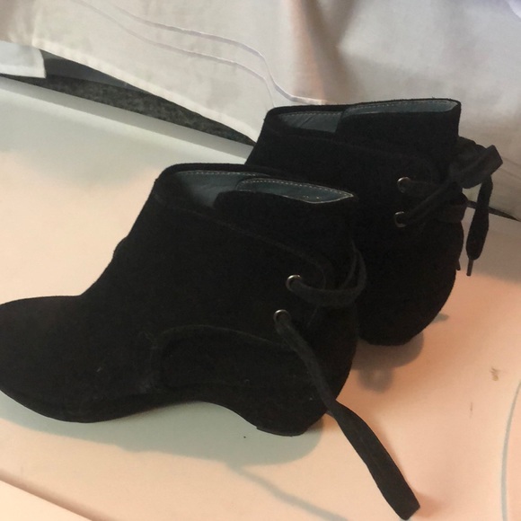 NWOT Sasha London black suede platform booties - Picture 3 of 8